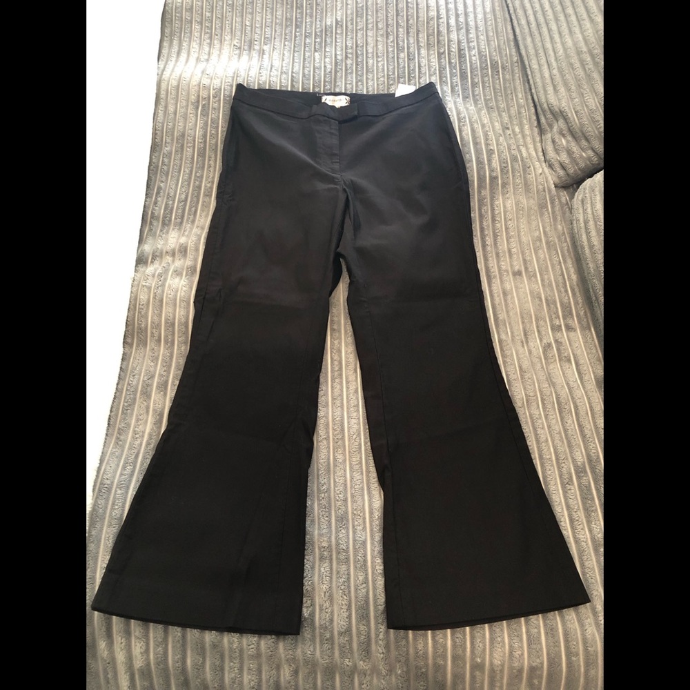 Women’s Capri Pants